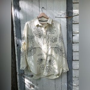 NWT Anthropologie Button Up Shirt w Black embroidery size Small
